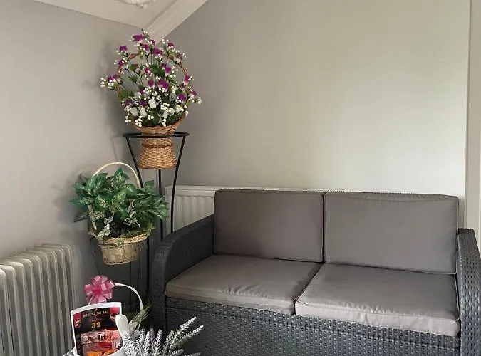 De Lux 벨라 츠르크바