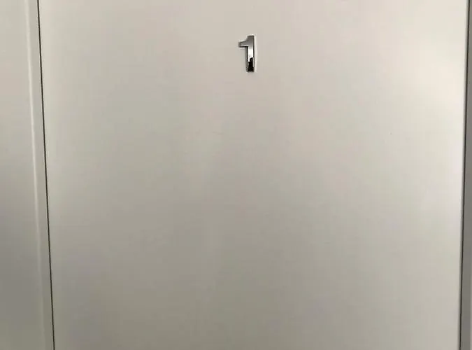 De Lux 벨라 츠르크바