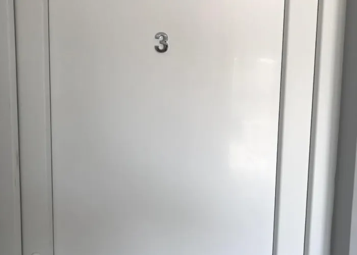 De Lux 벨라 츠르크바